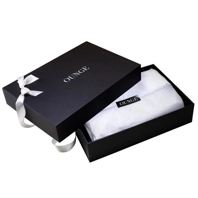 Explore branded bags, boxes, stickers, inserts, and other packaging solutions based on your order requirements.